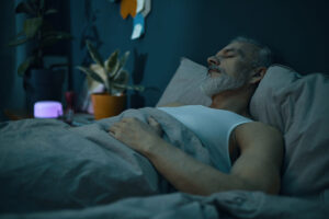 Apnea del sueño y retrognatia: La solución maxilofacial para un descanso real